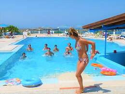 Zorbas Beach Village Hotel