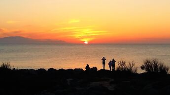 Zorbas Beach Village Hotel