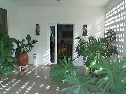 Eastoment Hotel