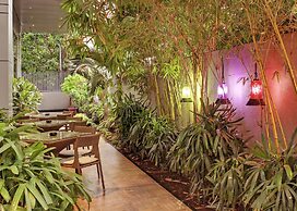 ibis Mumbai Airport Hotel