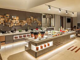 ibis Mumbai Airport Hotel