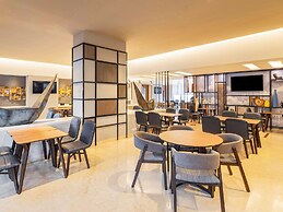 ibis Mumbai Airport Hotel