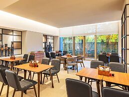 ibis Mumbai Airport Hotel