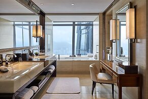 The Ritz-Carlton, Hong Kong