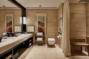 The Ritz-Carlton, Hong Kong