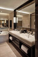 The Ritz-Carlton, Hong Kong