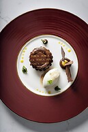 The Ritz-Carlton, Hong Kong