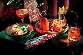 The Ritz-Carlton, Hong Kong