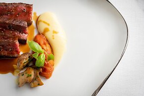 The Ritz-Carlton, Hong Kong