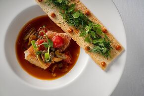 The Ritz-Carlton, Hong Kong