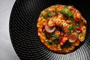 The Ritz-Carlton, Hong Kong