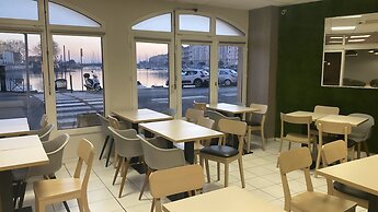 B&B HOTEL Sète Centre Gare