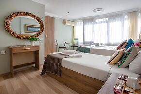 Sofia Corner Hotel