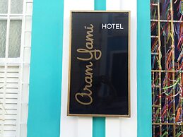 Aram Yami Hotel