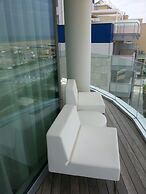 i-Suite Hotel