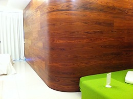 i-Suite Hotel