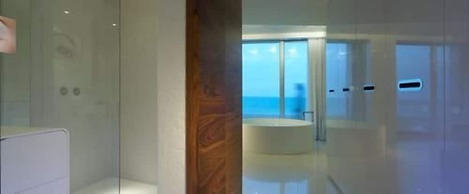i-Suite Hotel