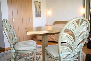Le Coquin Bed & Breakfast