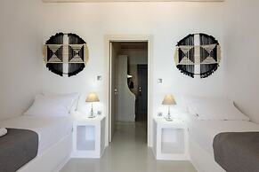 Blue Waves Suites & Apartments To Kyma