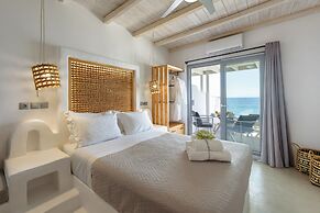 Blue Waves Suites & Apartments To Kyma