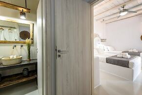 Blue Waves Suites & Apartments To Kyma