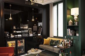 First Hotel Paris Tour Eiffel