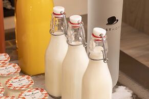 First Hotel Paris Tour Eiffel