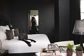 First Hotel Paris Tour Eiffel