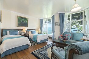 The Elgin Silver Oaks, Kalimpong