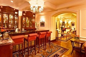 The Elgin Silver Oaks, Kalimpong