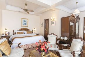 The Elgin Silver Oaks, Kalimpong