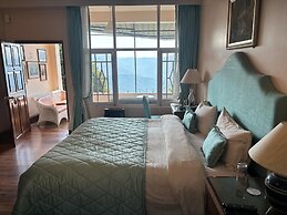 The Elgin Silver Oaks, Kalimpong