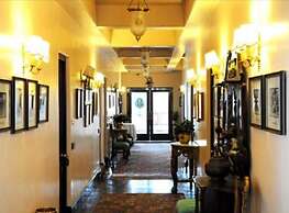The Elgin Silver Oaks, Kalimpong