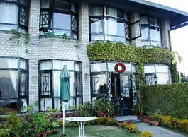 The Elgin Silver Oaks, Kalimpong