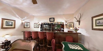 The Elgin Silver Oaks, Kalimpong