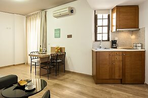 Elina Hotel Apartments