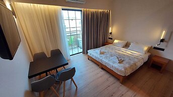 Elina Hotel Apartments