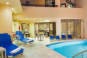 Elina Hotel Apartments