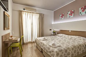 Elina Hotel Apartments