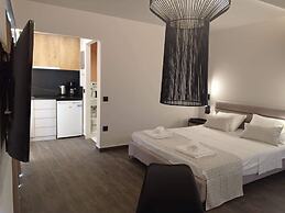 Elina Hotel Apartments