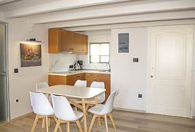 Elina Hotel Apartments