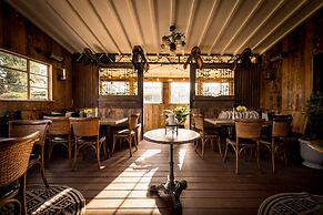 Queens Arms