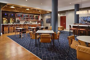 Courtyard by Marriott Warner Robins