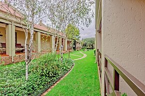 Afrique Boutique Hotel O.R. Tambo