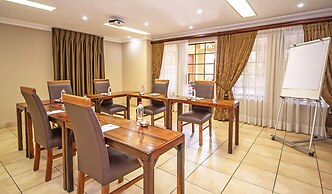 Afrique Boutique Hotel O.R. Tambo