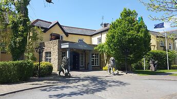 Racket Hall Country House