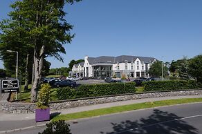 Raheen Woods Hotel