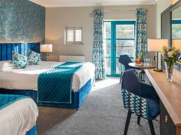 Riverside Park Hotel and Leisure Club