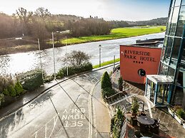 Riverside Park Hotel and Leisure Club