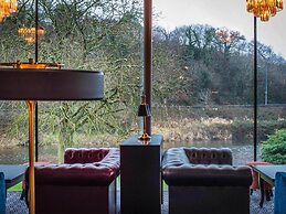 Riverside Park Hotel and Leisure Club